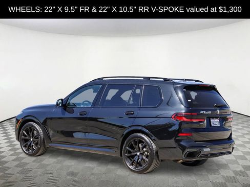 Used 2026 BMW X7 xDrive40i w/ M Sport Package AWD/4WD image 8