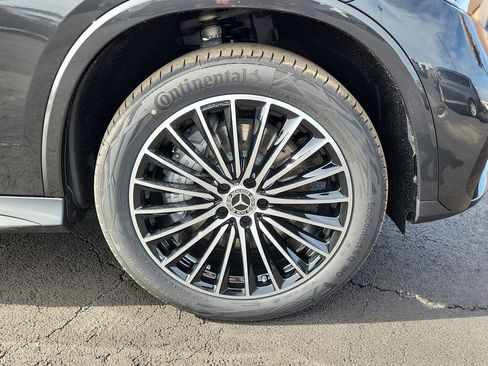 New 2026 Mercedes-Benz GLC 300 4MATIC image 9