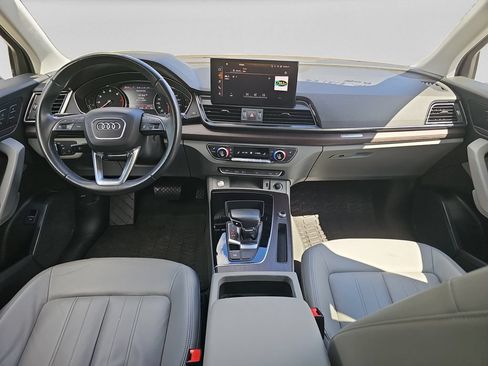 Used 2022 Audi Q5 2.0T Premium w/ Convenience Package AWD/4WD image 15