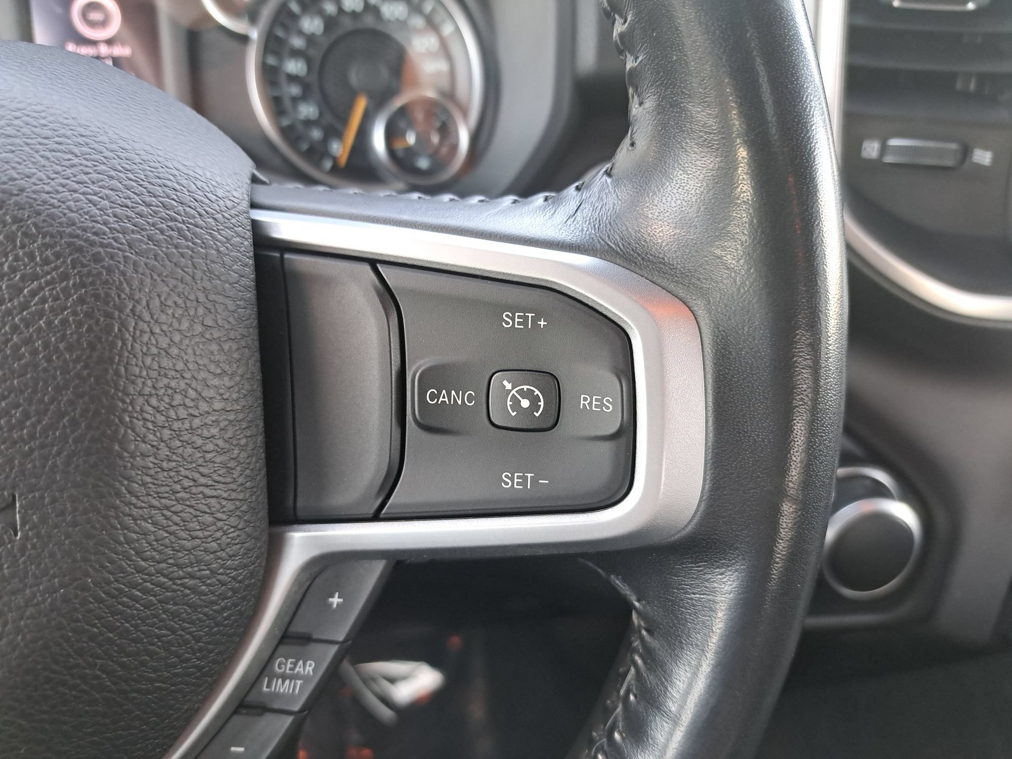 Certified 2022 RAM 1500 Big Horn AWD/4WD image 18
