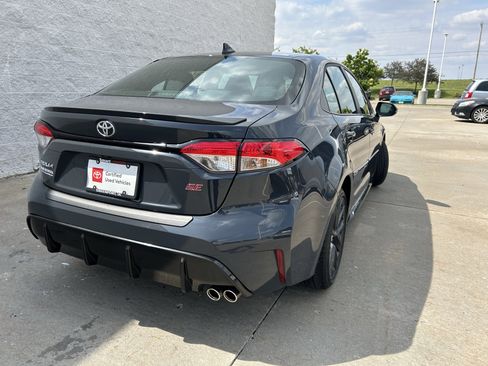 Used 2023 Toyota Corolla SE FWD image 6