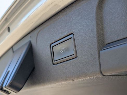 Used 2019 Volkswagen Atlas SE AWD/4WD image 31