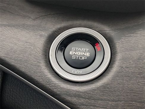 New 2025 Jeep Grand Cherokee Limited image 29