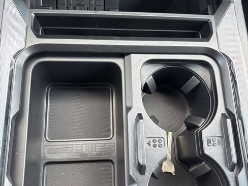 New 2025 Ford F350 Lariat w/ Lariat Ultimate Package image 33
