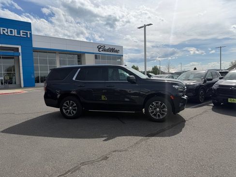 Used 2023 Chevrolet Tahoe LS AWD/4WD image 2