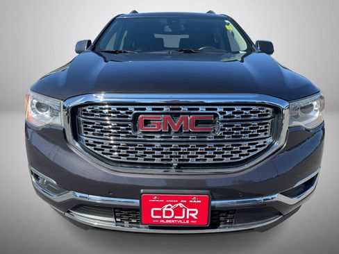 Used 2018 GMC Acadia Denali w/ Technology Package FWD image 7