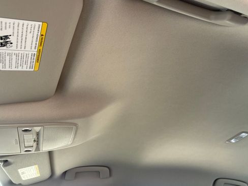 New 2026 Nissan Sentra SR FWD image 23