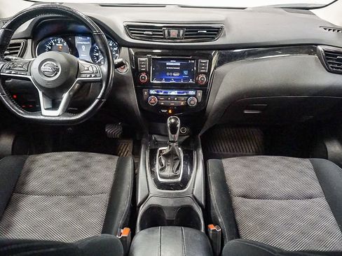 Used 2022 Nissan Rogue Sport SV image 13