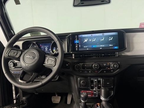 Used 2025 Jeep Wrangler Unlimited Sport S 4xe AWD/4WD image 12