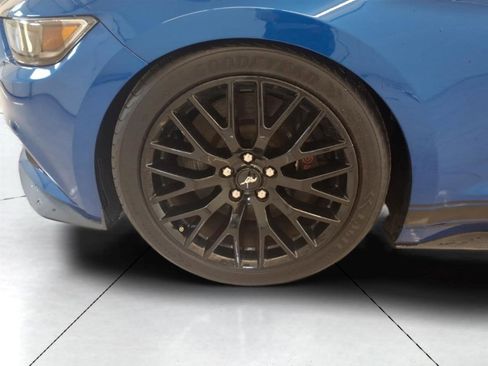 Used 2017 Ford Mustang GT w/ GT Performance Package RWD image 24