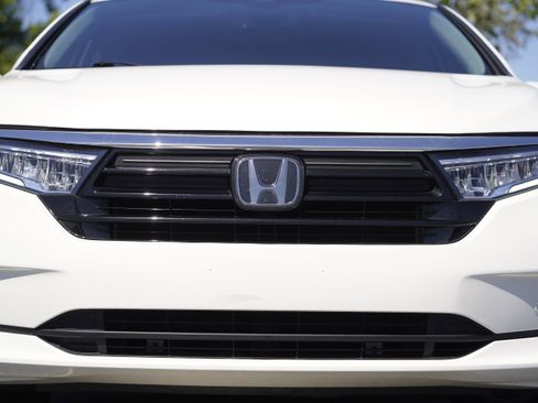 Used 2024 Honda Odyssey Touring image 44
