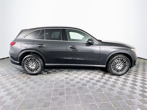 Certified 2025 Mercedes-Benz GLC 300 4MATIC image 7