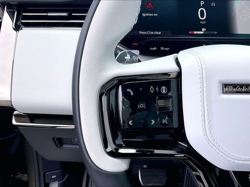 Used 2024 Land Rover Range Rover Sport SV Edition One Carbon Bronze image 13