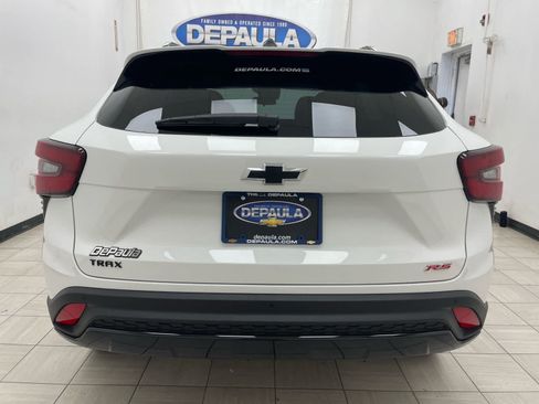 New 2026 Chevrolet Trax RS w/ Sunroof Package FWD image 20