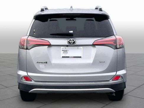 Used 2016 Toyota RAV4 XLE FWD image 5