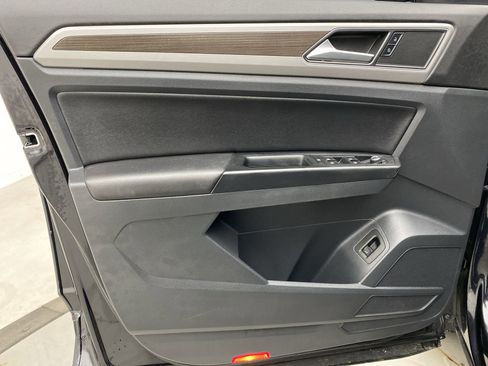 Used 2019 Volkswagen Atlas SE w/ Panoramic Sunroof Package AWD/4WD image 9