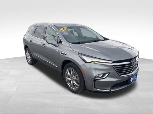 Used 2023 Buick Enclave Premium AWD/4WD image 9