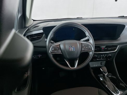 Used 2025 Buick Encore GX Preferred image 18