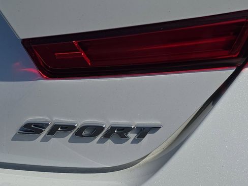 Used 2022 Honda Accord Sport image 24