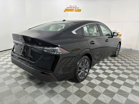 New 2026 Nissan Sentra SL w/ Floor Mat Package image 5