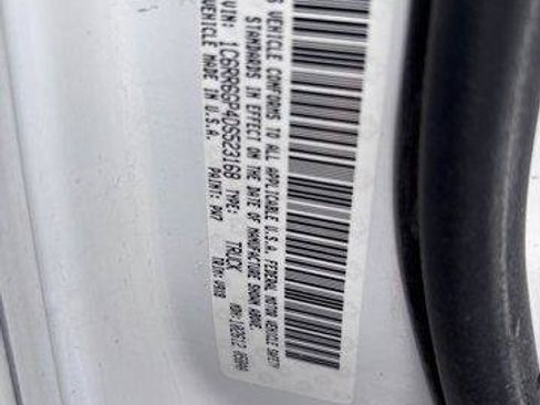Used 2013 RAM 1500 Classic SLT RWD image 12