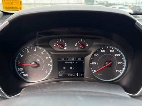 Used 2021 Chevrolet Equinox LS image 24