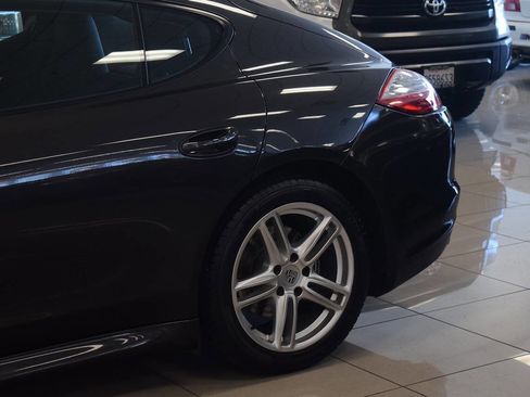 Used 2012 Porsche Panamera 4 image 20