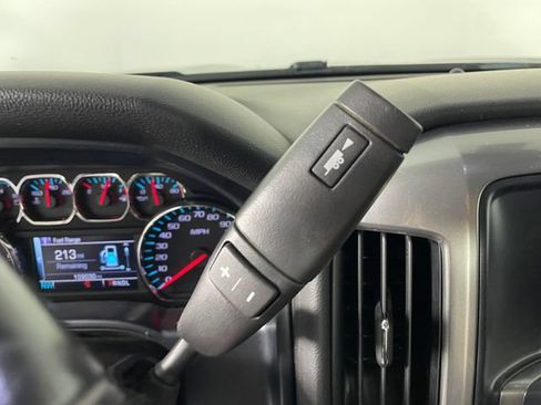 Used 2018 Chevrolet Silverado 1500 LT w/ All Star Edition AWD/4WD image 9