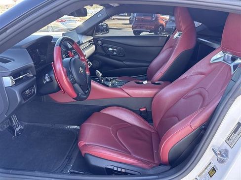 Used 2022 Toyota Supra Premium image 10