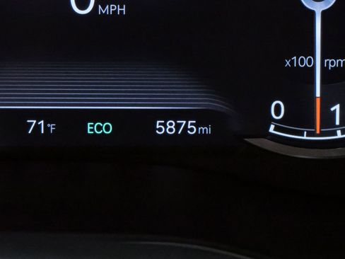 Certified 2026 Genesis G70 2.5T AWD/4WD image 19