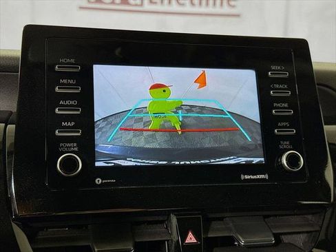 Certified 2022 Toyota Camry SE FWD image 6