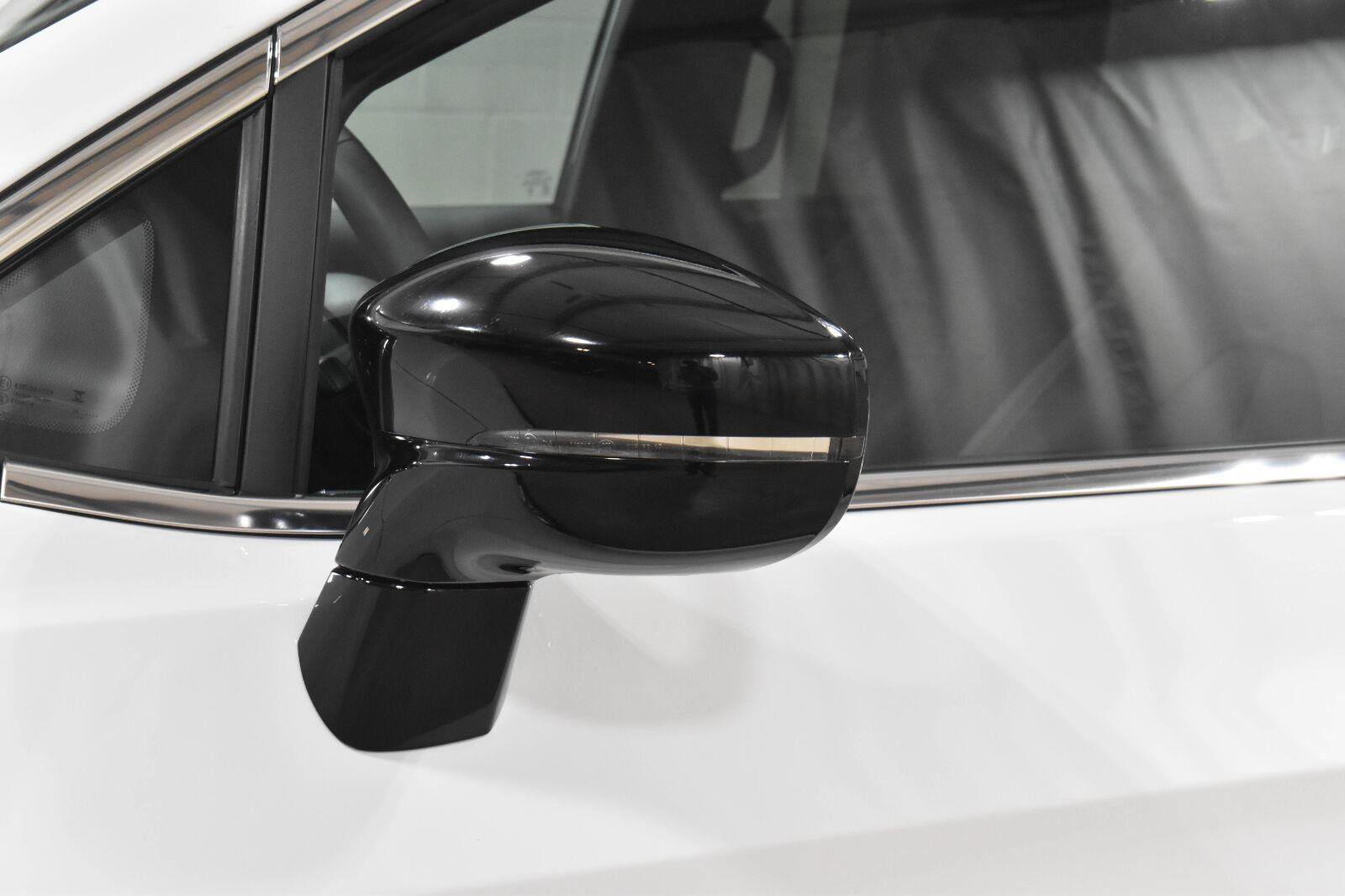 Used 2025 Chrysler Pacifica Select FWD image 31