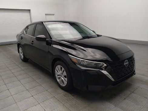 Used 2025 Nissan Sentra S FWD image 13
