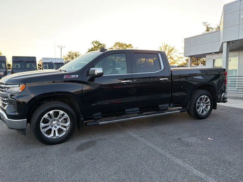 Used 2024 Chevrolet Silverado 1500 LTZ AWD/4WD image 5