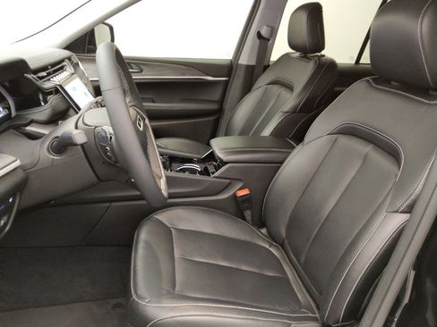 Used 2022 Jeep Grand Cherokee Limited 4xe AWD/4WD image 17
