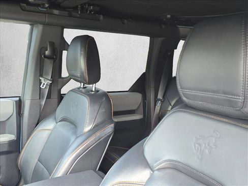 Used 2023 Ford Bronco Badlands w/ Sasquatch Package AWD/4WD image 15