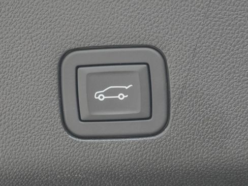 Used 2024 Cadillac Escalade Sport Platinum image 32