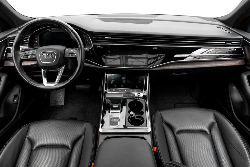 Used 2019 Audi Q8 Premium Plus AWD/4WD image 14