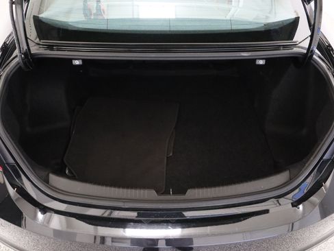 Used 2024 Chevrolet Malibu LT FWD image 32