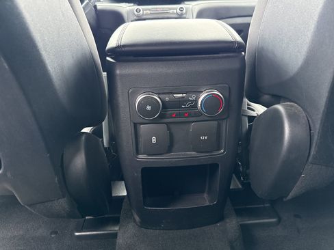 Used 2020 Ford Explorer XLT w/ Comfort Package AWD/4WD image 26