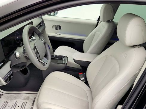 Used 2025 Hyundai Ioniq 5 Limited image 20