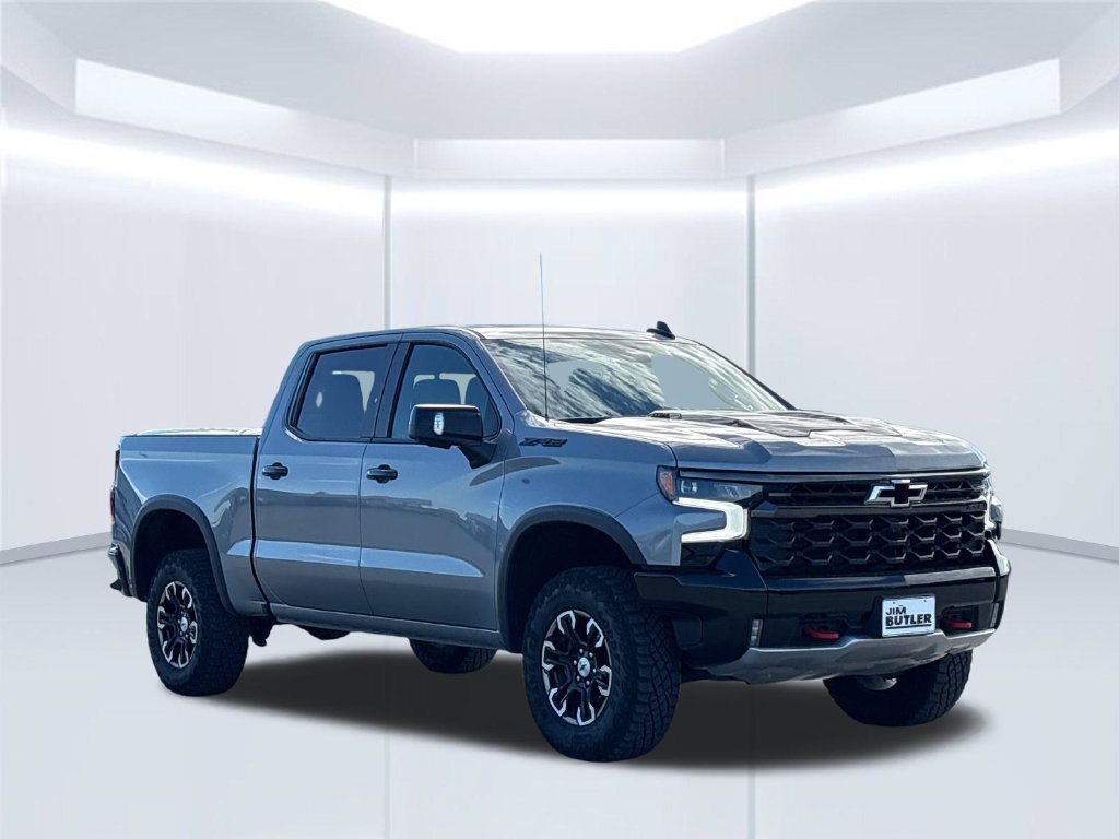 Used 2023 Chevrolet Silverado 1500 ZR2 w/ Technology Package AWD/4WD image 11