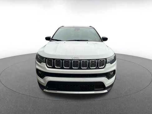 Used 2025 Jeep Compass Limited image 2