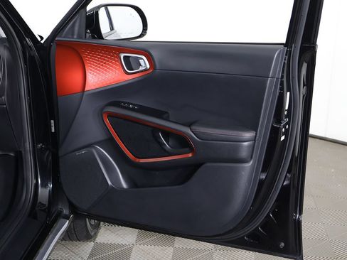 Used 2023 Kia Soul GT-Line w/ GT-Line Technology Package FWD image 24
