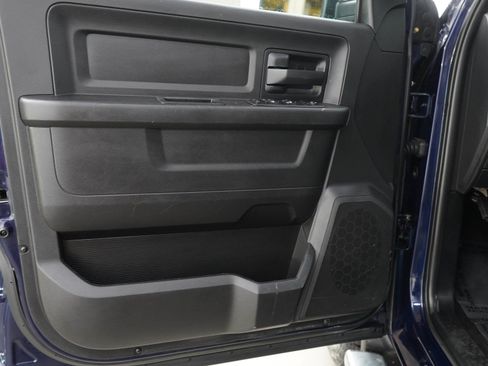 Used 2018 RAM 1500 Express w/ Express Value Package AWD/4WD image 16