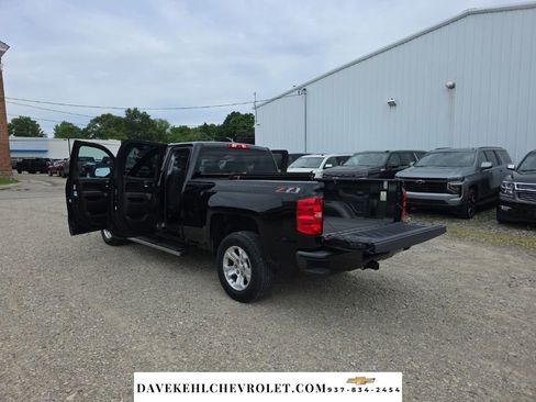 Used 2018 Chevrolet Silverado 1500 LT w/ All Star Edition AWD/4WD image 28