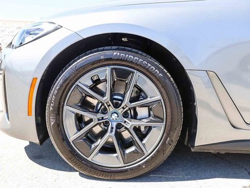 Used 2023 BMW i4 eDrive40 image 13