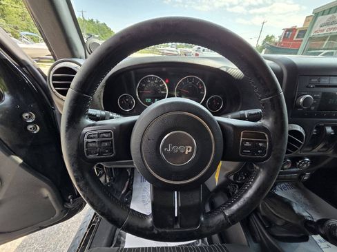 Used 2011 Jeep Wrangler Sport AWD/4WD image 19