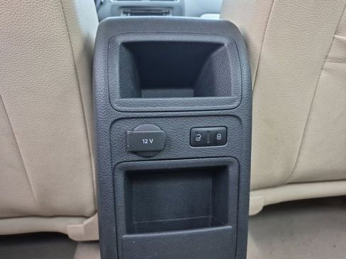 Used 2014 Volkswagen Jetta SE FWD image 29