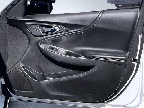 Used 2019 Chevrolet Malibu LT w/ Leather Package image 15